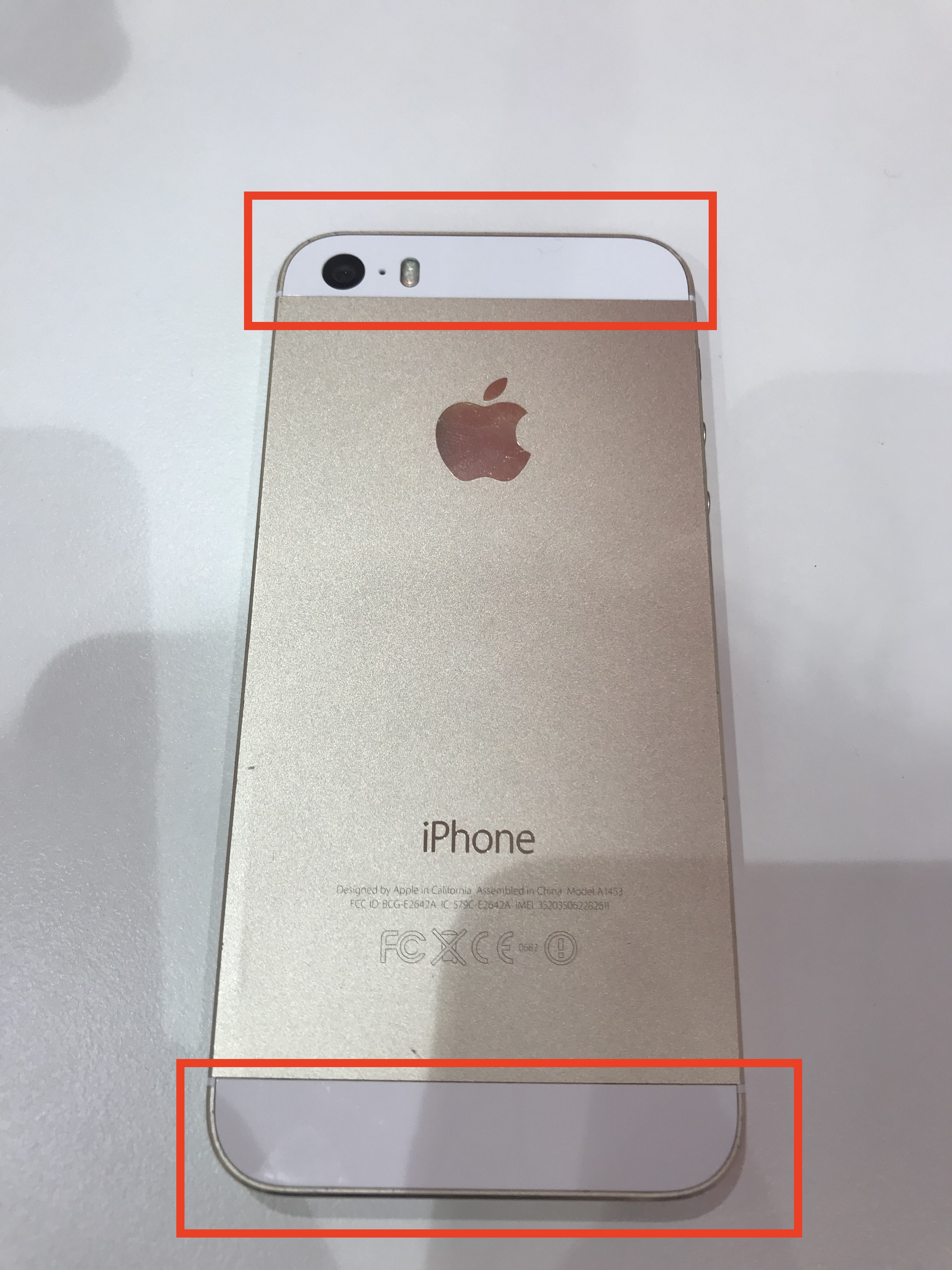 Iphone8の背面ガラスのひび割れに注意しましょう Iphone修理ならアイプラス ララガーデン 川口店