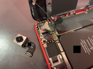 iPhone カメラ　修理　川口