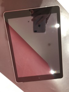 iPad6 ガラス割れ　修理　データそのまま　川口　埼玉