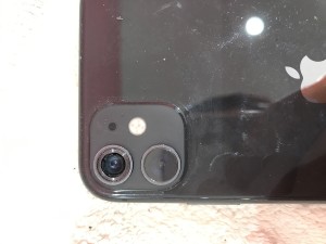 iPhone11バックカメラレンズ破損