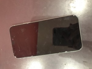 iPhone11 画面修理　川口市
