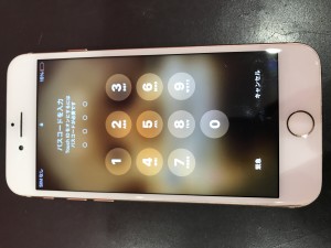 iPhone8液晶画面バッテリー修理前写真