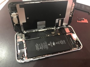 iPhoneSE第2世代　バッテリー交換　川口市