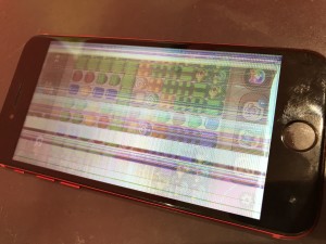 iPhoneSE2液晶画面破損