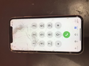 iPhoneXR 画面修理　川口