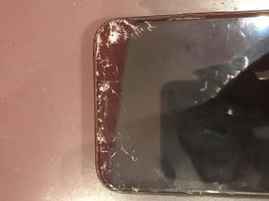 iphone11Pro ガラス割れ修理　川口