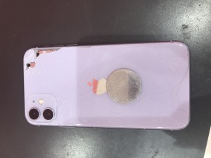 iPhone 背面修理