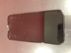 iPhone11Pro 画面修理　戸田市