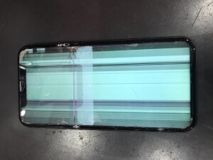 iPhone11Pro 画面修理　川口市