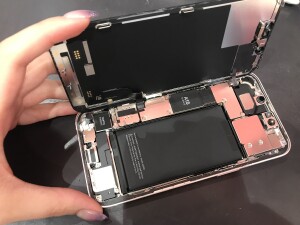 iPhone13 バッテリー交換　戸田