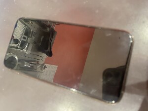 iPhone11Pro画面故障