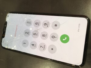 iPhone11画面故障