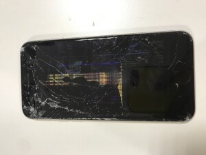 iPhone 液晶修理　蕨