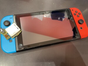 スイッチゲームスロット修理