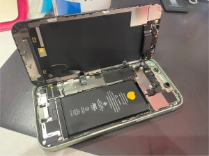 iPhone12mini バッテリー修理 戸田市